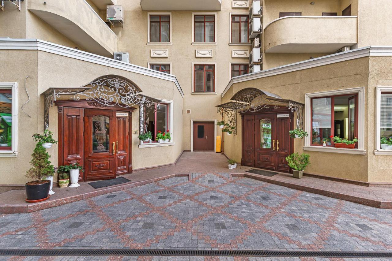 Greek Street Deluxe Apartment Odessa Eksteriør billede